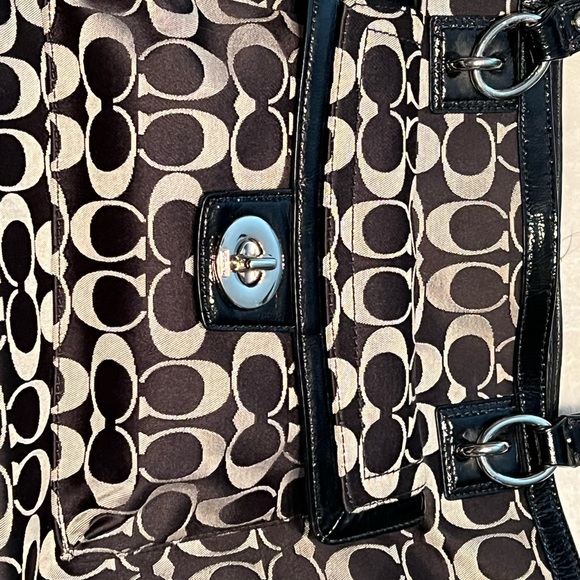 Authentic Coach Purse - Picture 2 of 10